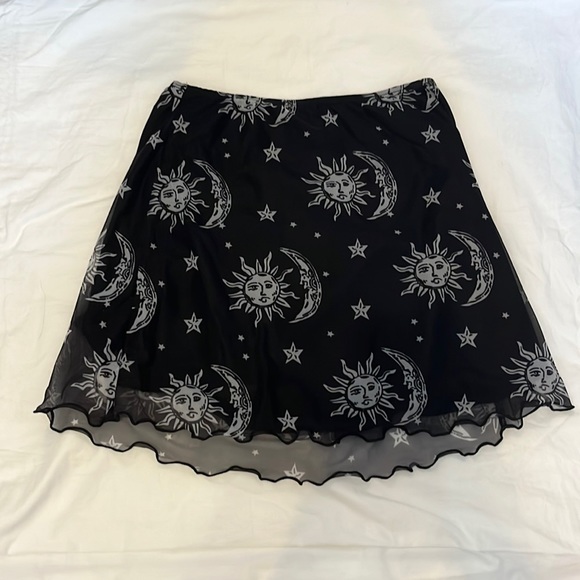 Princess Polly Dresses & Skirts - Sun and moon princess Polly skirt